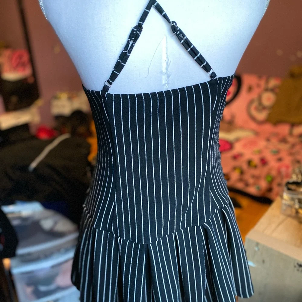 SHEIN Black and White Pinstripe Strapless Dress - Picture 2 of 6